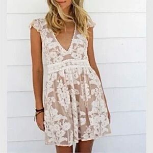 RARE For Love & Lemons Temecula Lace Embroidered Mini Dress NWOT M